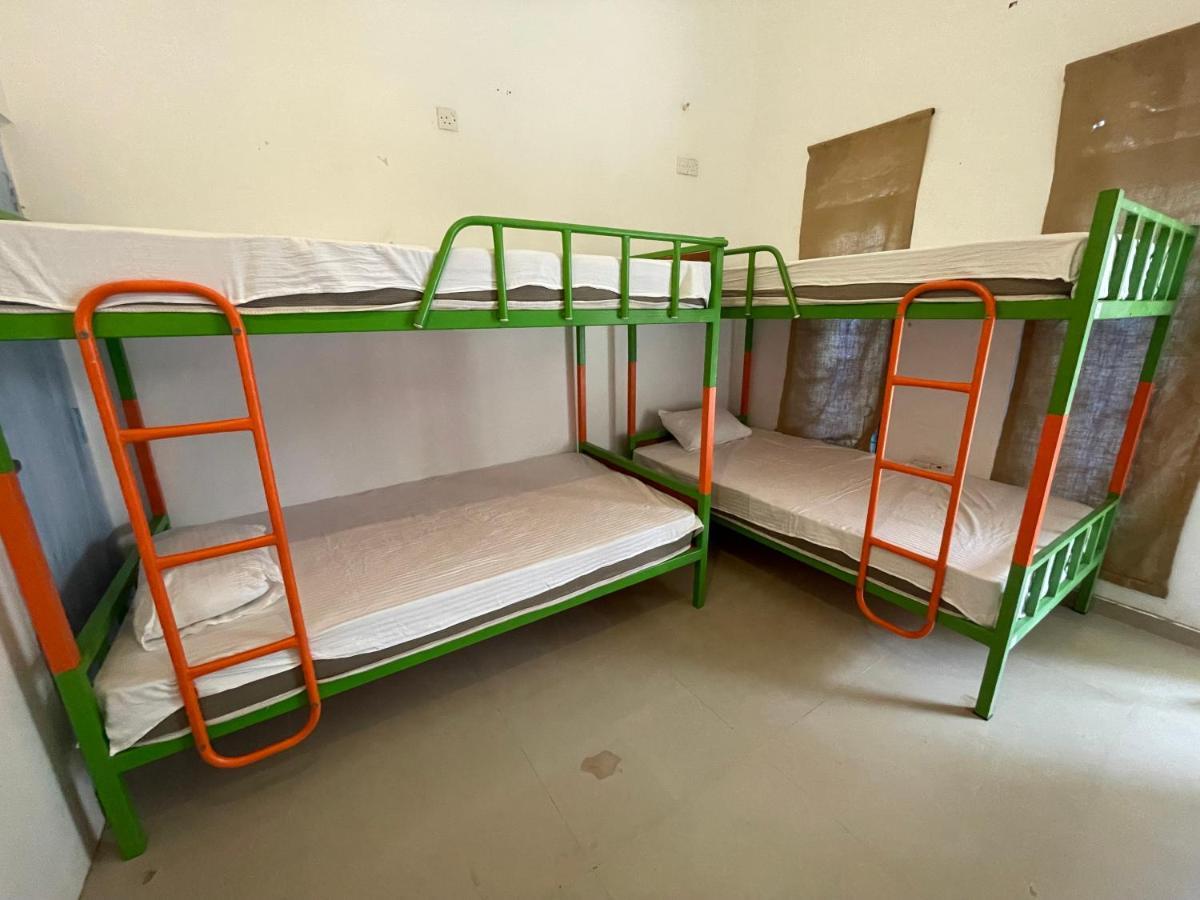 Bunk 15 Hiriketiya Albergue Dikwella Sur Exterior foto