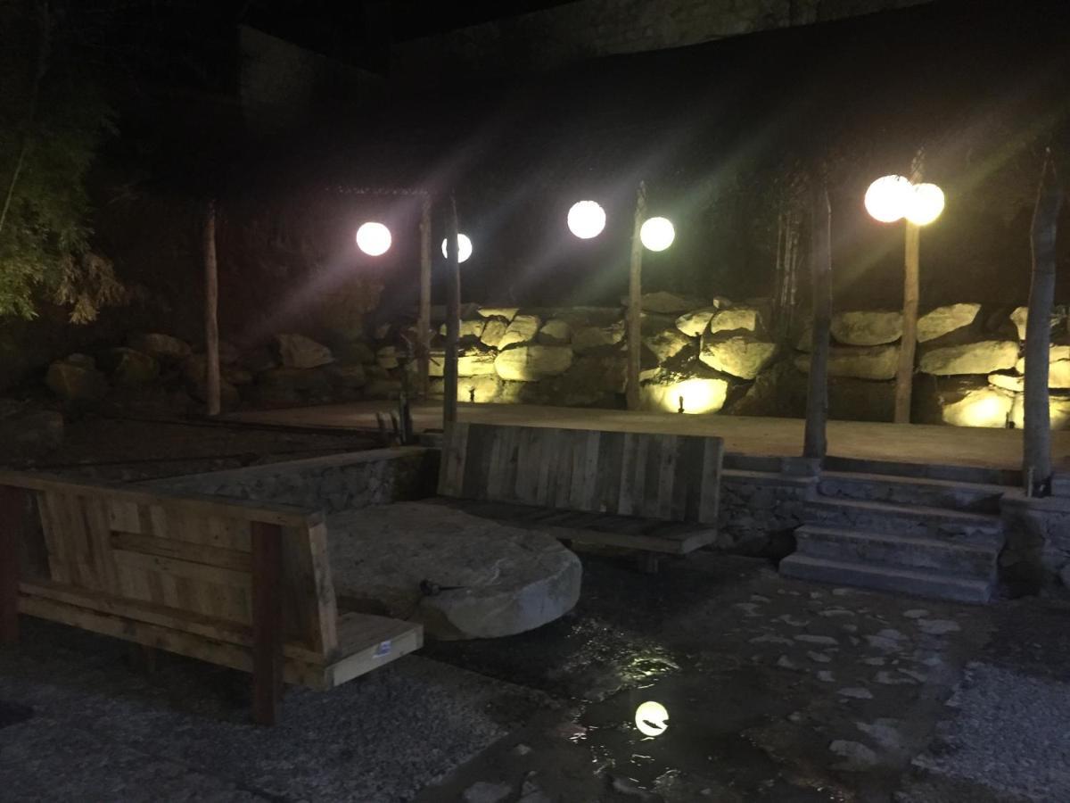 Bunk 15 Hiriketiya Albergue Dikwella Sur Exterior foto